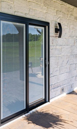 Endure-Patio-Door-in-Coal-Black-int-blinds_DSC1013